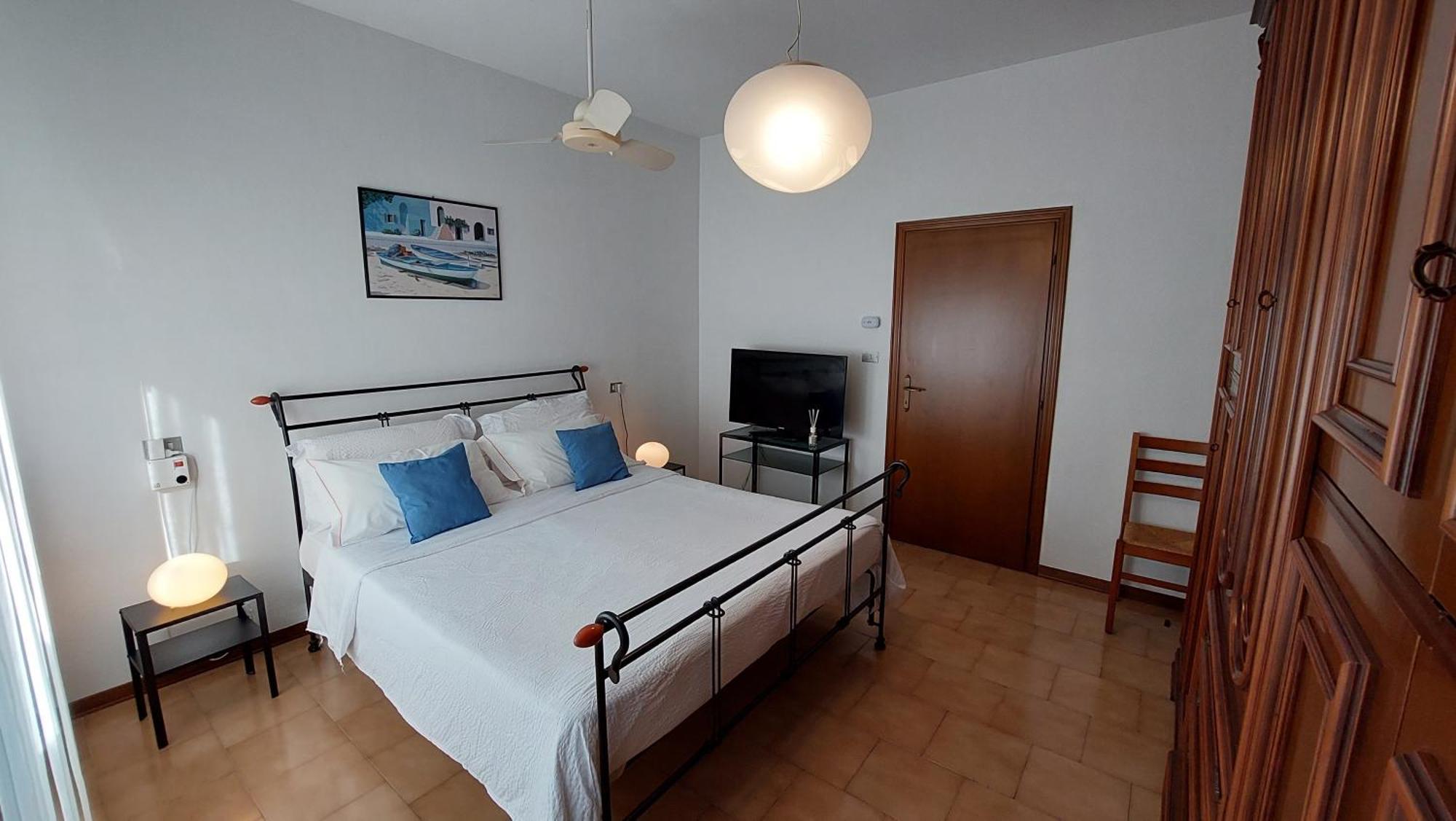 Antonia'S Guest House Rimini Exterior photo